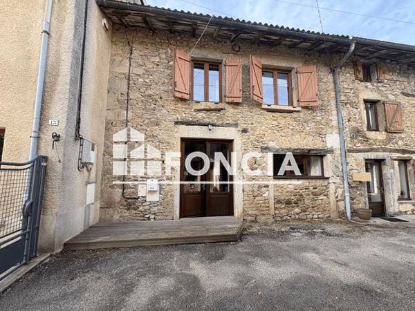 Location Maison 2 pièces 77 m² - 14 PASSAGE DU MULETIER Ambutrix 01500