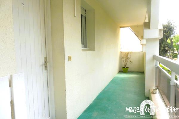 VENTE A VAUX SUR MER - LUMINEUX APPARTEMENT A 2 PAS DE LA MER - GARAGE - LIMITROPHE ROYAN