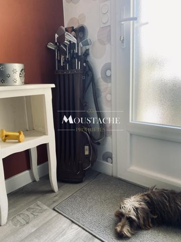 MAISON FAMILIALE ENTIEREMENT RÉNOVÉE - PISCINE & 15 MINUTES A PIED PLAGE ET CENTRE-VILLE -