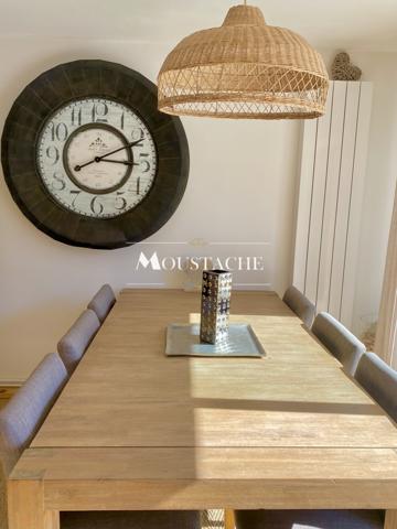 MAISON FAMILIALE ENTIEREMENT RÉNOVÉE - PISCINE & 15 MINUTES A PIED PLAGE ET CENTRE-VILLE -