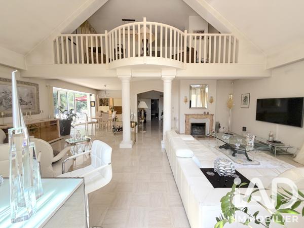 Maison à vendre 9 pièces 282 m² Étiolles