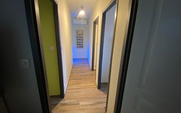 Maison à vendre    4 pièces • 85,48 m2 Biscarrosse