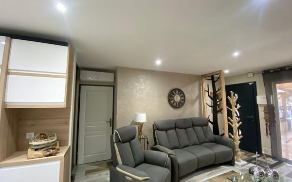 Maison à vendre    4 pièces • 85,48 m2 Biscarrosse