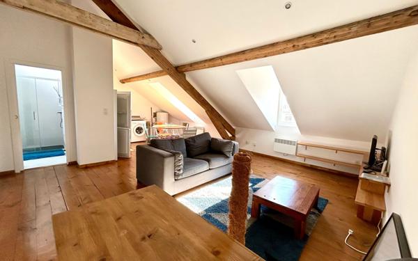 Appartement à vendre    3 pièces • 51,70 m2 Pau