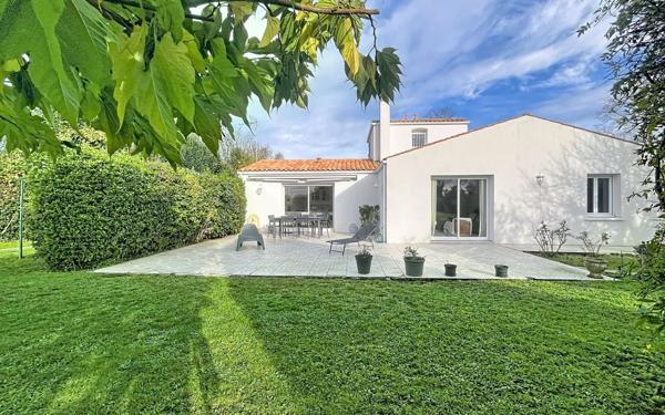 Maison à vendre    4 pièces •  Salles-sur-Mer