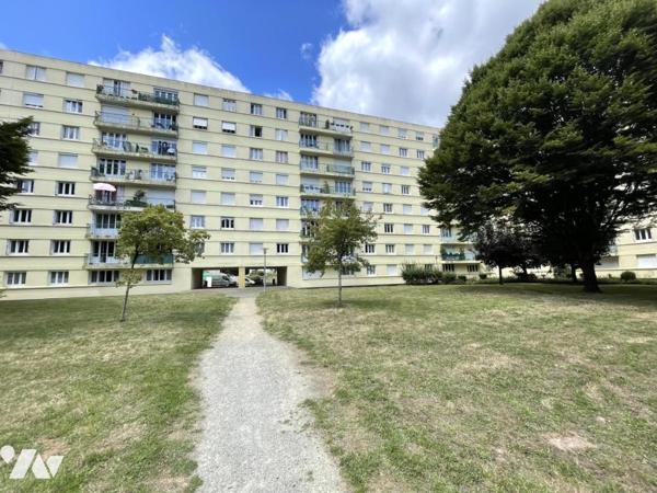 A VENDRE - NANTES -  Blanche de castille - Appartement T3 d'env 68.97m² avec cave et parking