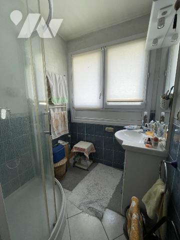 A VENDRE - NANTES -  Blanche de castille - Appartement T3 d'env 68.97m² avec cave et parking