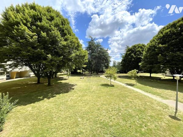 A VENDRE - NANTES -  Blanche de castille - Appartement T3 d'env 68.97m² avec cave et parking