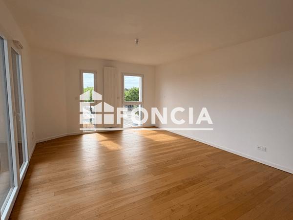 Location Appartement 2 pièces 57.24 m² - BAT A - PORTE 21 Niort 79000