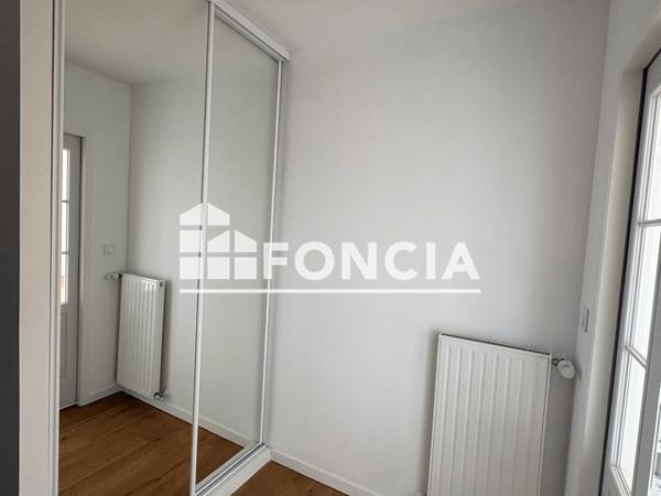 Location Appartement 2 pièces 57.24 m² - BAT A - PORTE 21 Niort 79000