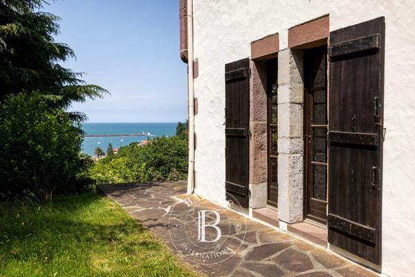 Ciboure, Maison 7 Chambres -  300 m² à vendre