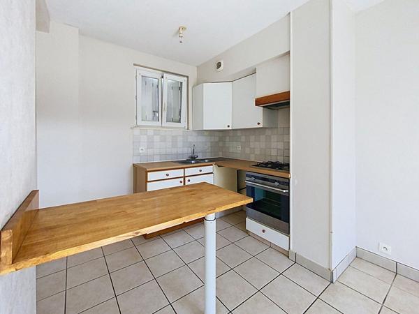 A vendre proche du centre d' Amboise  maison 68 m² 3 chambres