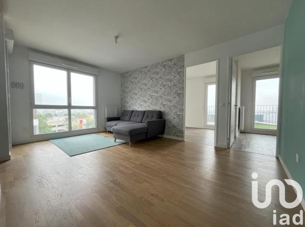 Appartement 3 pièces de 63 m² à Romainville (93230)