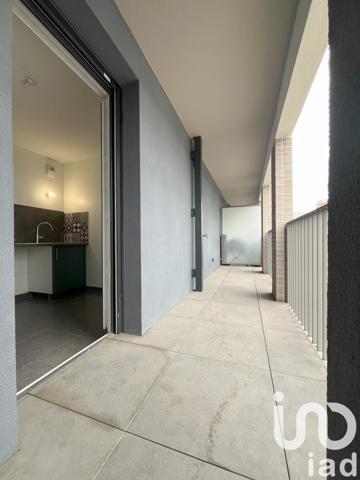 Appartement 3 pièces de 63 m² à Romainville (93230)