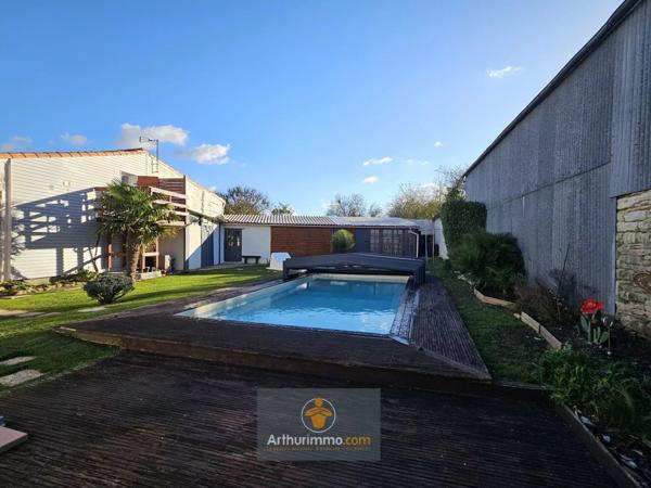 Vente Maison 8 pièces 145 m2 à La Grève-sur-Mignon