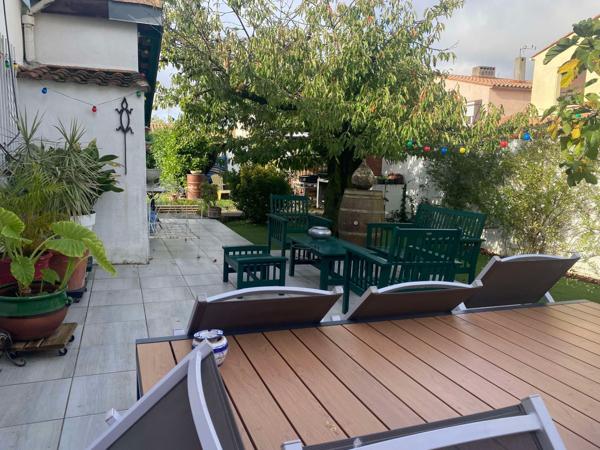 MAISON AVEC JARDIN ET GARAGE QUARTIER DES CASTORS