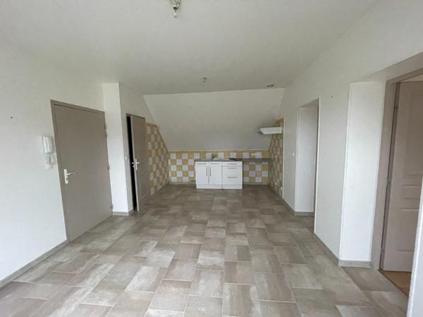 Appartement séjour + deux chambres
