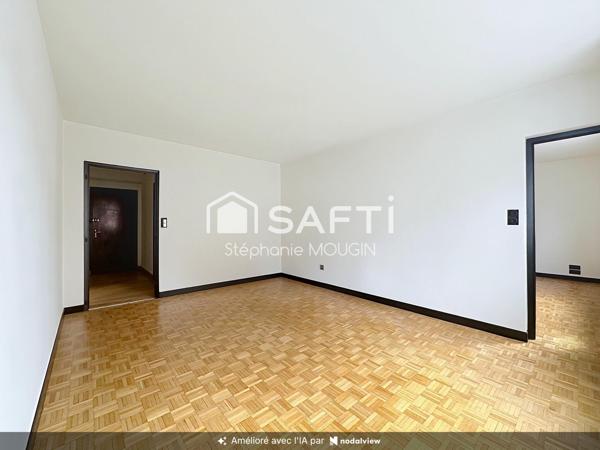 Appartement rénové avec goût, 3 chambres, loggia