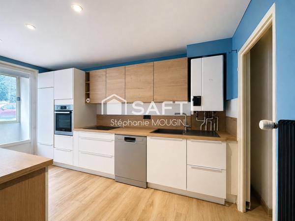 Appartement rénové avec goût, 3 chambres, loggia