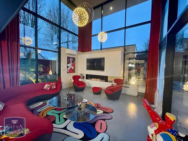 Maison à vendre 8 pièces 318m²