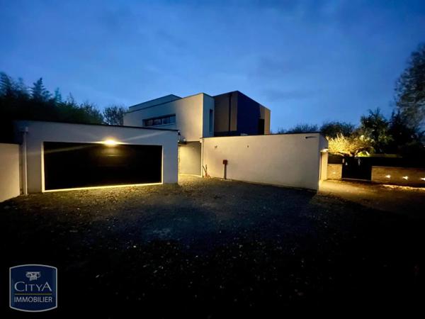 Maison à vendre 8 pièces 318m²