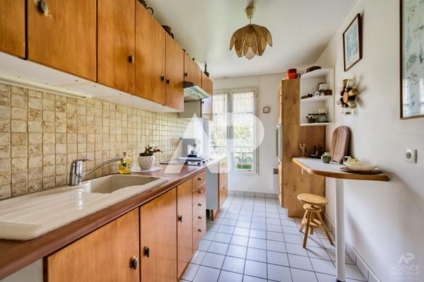 Appartement Rueil Malmaison 3 pièce(s) 82.59 m2 €539 000 ** - Référence 19171