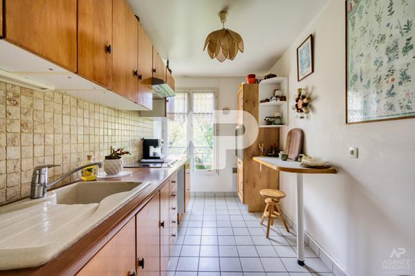 Appartement Rueil Malmaison 3 pièce(s) 82.59 m2 €539 000 ** - Référence 19171