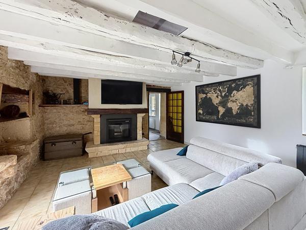 Maison
         4 pièces
        - 118 m² Exclusivité 234 500 €*
