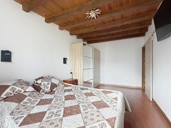 Maison
         4 pièces
        - 118 m² Exclusivité 234 500 €*
