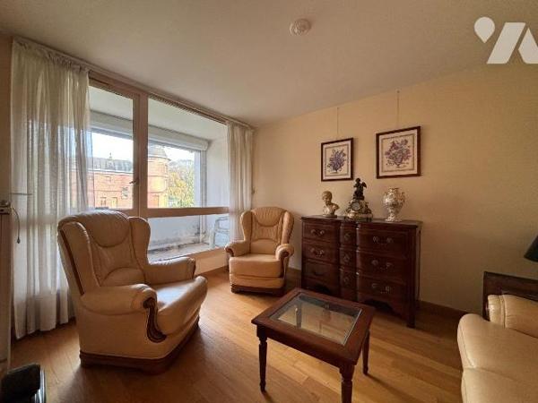 À VENDRE EN EXCLUSIVITE - Bel appartement T3 de 85 m² - Résidence Les Albalétriers, LANNOY

D...