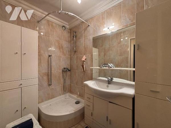 À VENDRE EN EXCLUSIVITE - Bel appartement T3 de 85 m² - Résidence Les Albalétriers, LANNOY

D...