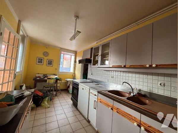 À VENDRE EN EXCLUSIVITE - Bel appartement T3 de 85 m² - Résidence Les Albalétriers, LANNOY

D...