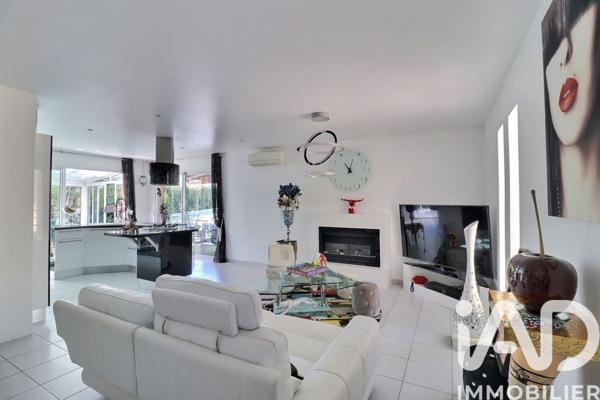 Maison à vendre 4 pièces 95 m² Pierrefeu-du-Var