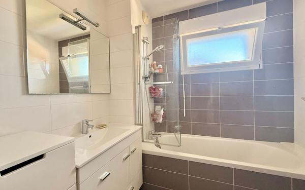 Appartement à vendre    3 pièces • 70,80 m2 Chevigny-Saint-Sauveur