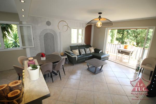 Duplex. 4 Pieces. 2 parkings Cavalaire-sur-Mer (83240)