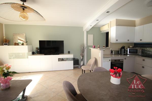 Duplex. 4 Pieces. 2 parkings Cavalaire-sur-Mer (83240)