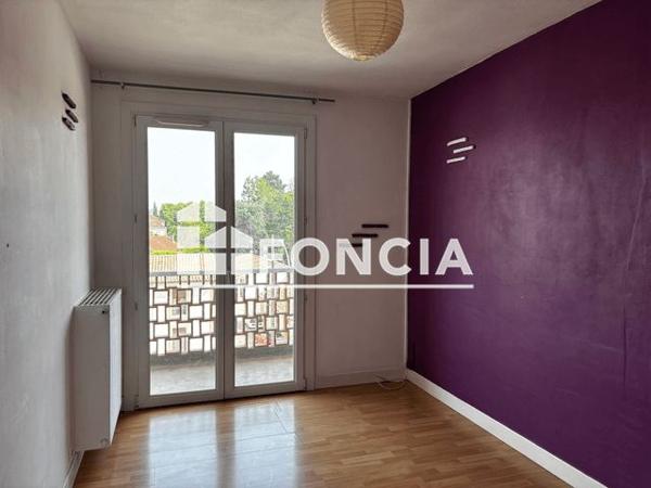 Location Appartement 4 pièces 69.4 m² - COURS DE VERDUN Tonneins 47400