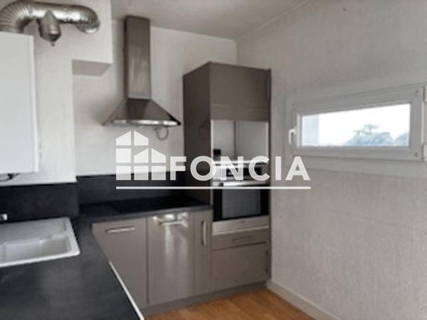 Location Appartement 4 pièces 69.4 m² - COURS DE VERDUN Tonneins 47400