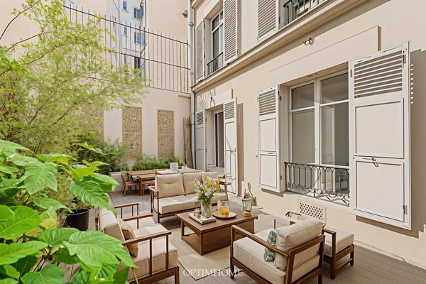 Quartier Champ-de-Mars - Vue Tour Eiffel – Appartement – 2/3 pièces avec grande terrasse sans vis-à-vis -