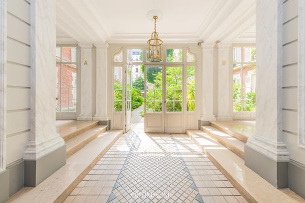 Quartier Champ-de-Mars - Vue Tour Eiffel – Appartement – 2/3 pièces avec grande terrasse sans vis-à-vis -