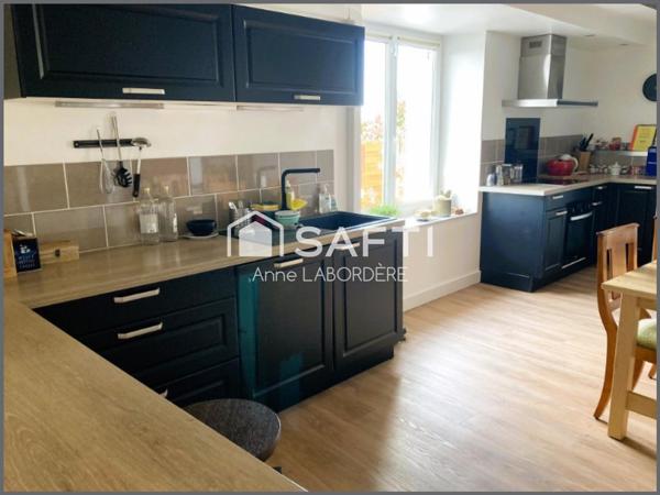 Très belle rénovation située à 30 minutes des portes de La Rochelle.