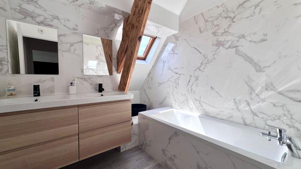 Le confort d'une maison familiale avec chambre au rez-de-chaussée !
