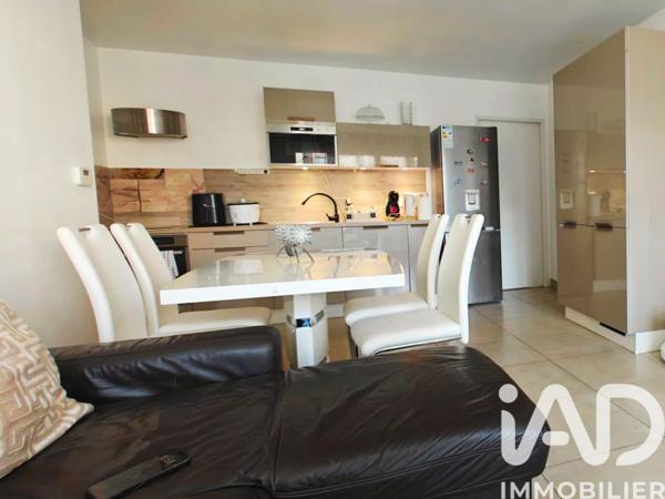 Appartement à vendre 3 pièces 70 m² Ferney-Voltaire