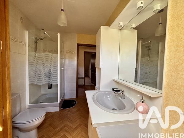Immeuble à vendre 135 m² Montignac-Lascaux