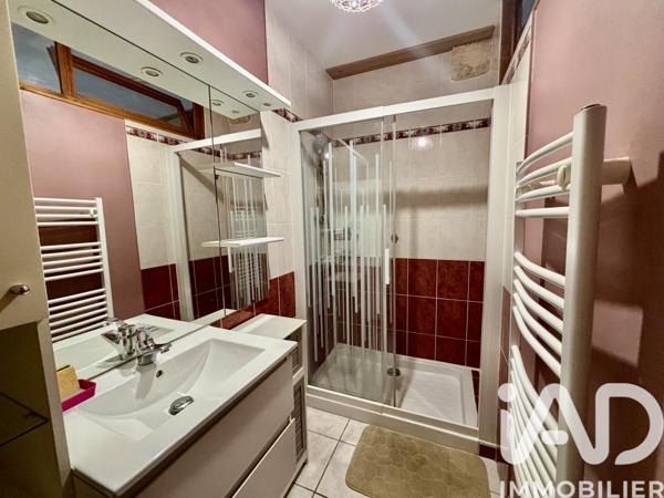 Immeuble à vendre 135 m² Montignac-Lascaux
