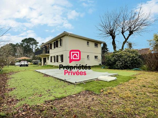 DEPT 33 - CESTAS BOURG - Maison Cestas 6 pièce(s) 162 m2, terrasse de18m2, garage, jardin de 931m2 avec piscine