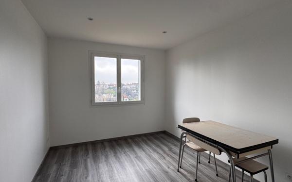 Appartement à vendre    3 pièces • 68,03 m2 Romans-sur-Isère