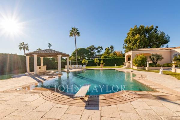 Cap d'Antibes | Située dans un domaine privé