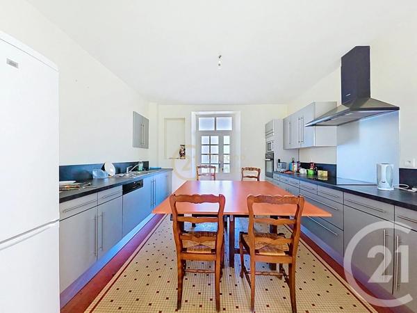 Maison à vendre  23 pièces - 374 m 2   MERDRIGNAC  - 22