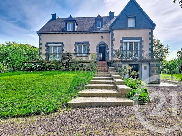 Maison à vendre  23 pièces - 374 m 2   MERDRIGNAC  - 22